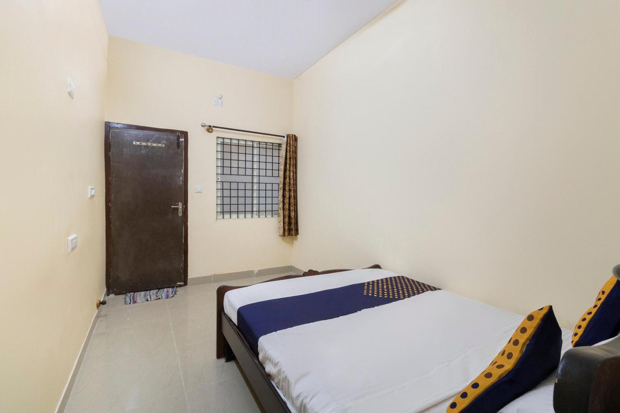 Spot On Ssr Lodging And Boarding Μπανγκαλόρ Εξωτερικό φωτογραφία